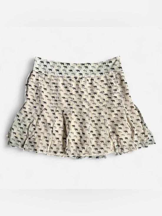 Club Monaco Dresses & Skirts - Club Monaco Silk Cream Elephant Mini Skirt